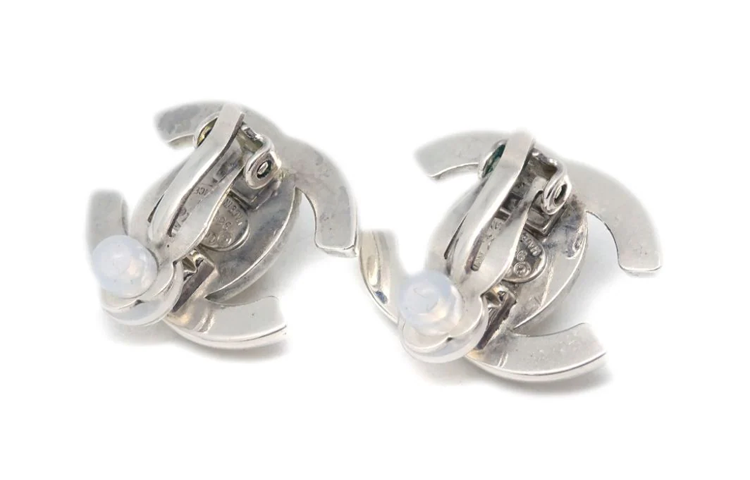 CHANEL 1996 Cc Turn-lock Clip-on Earrings