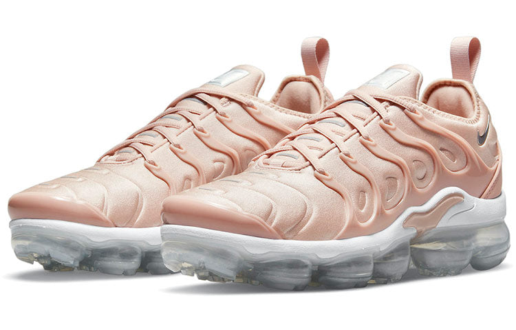 (WMNS) Nike Air VaporMax Plus 'Pink Oxford' DM8327-600