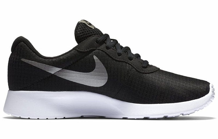 (WMNS) Nike Tanjun SE 'Black White' 844908-002