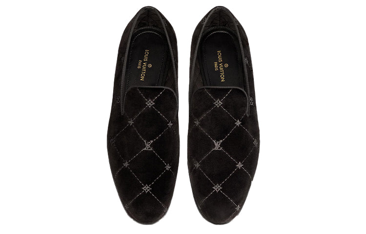 حذاء لوفرز مخملي من LOUIS VUITTON Auteuil باللون الأسود مع خطوط شعار فضية 1A5FXK
