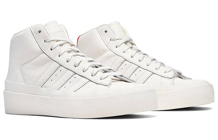 حذاء adidas 424 x Pro موديل "Chalk White" EG3096