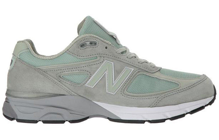 حذاء New Balance 990v4 صنع في الولايات المتحدة الأمريكية بحالة ممتازة M990SM4