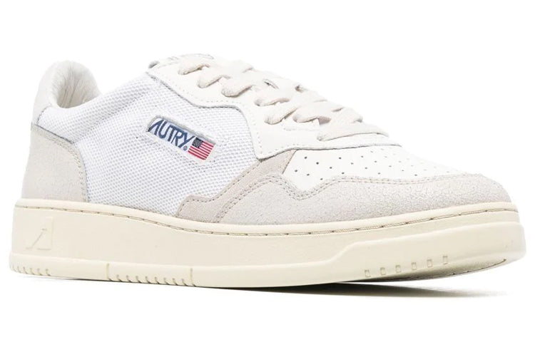 Autry Medalist 'Nabuk White' AULM-CN01