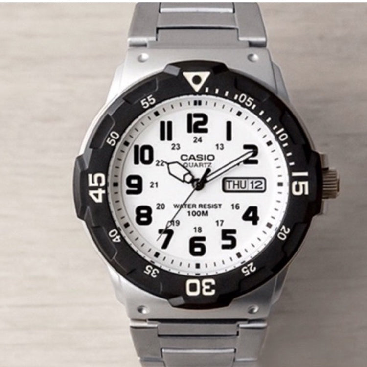 CASIO Waterproof Stainless Steel Strap Quartz Sports Mens Silver Analog MRW-200HD-7B