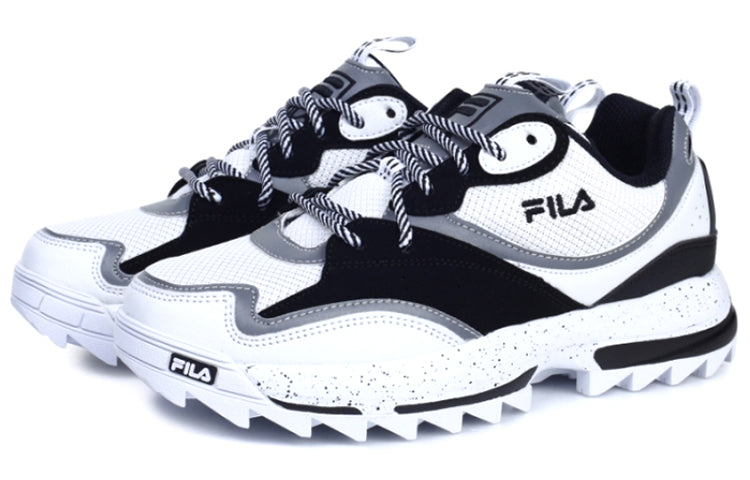 (WMNS) FILA Casual Style Collaboration Low-Top Sneakers Black/White 1RM01136_112