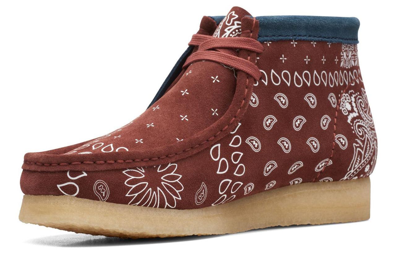 (WMNS) Clarks Wallabee Boots 'Paisley Brick' 26168826
