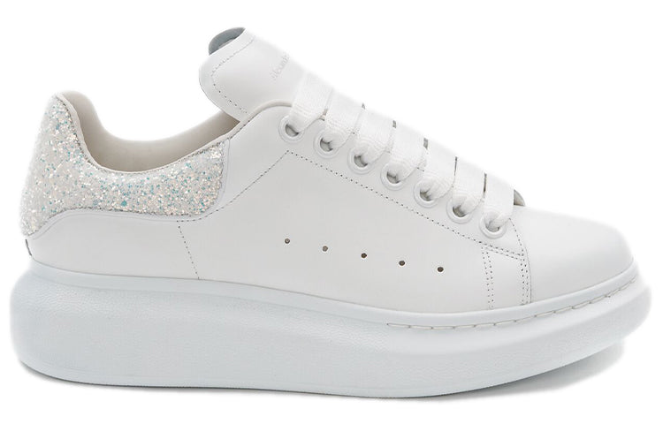 (WMNS) Alexander McQueen Oversized Sneaker 'White Silver Glitter' 558945WIB9T9550