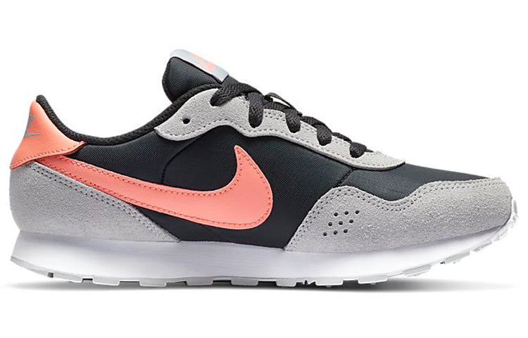 (GS) Nike MD Valiant 'Grey Atomic Pink' CN8558-004