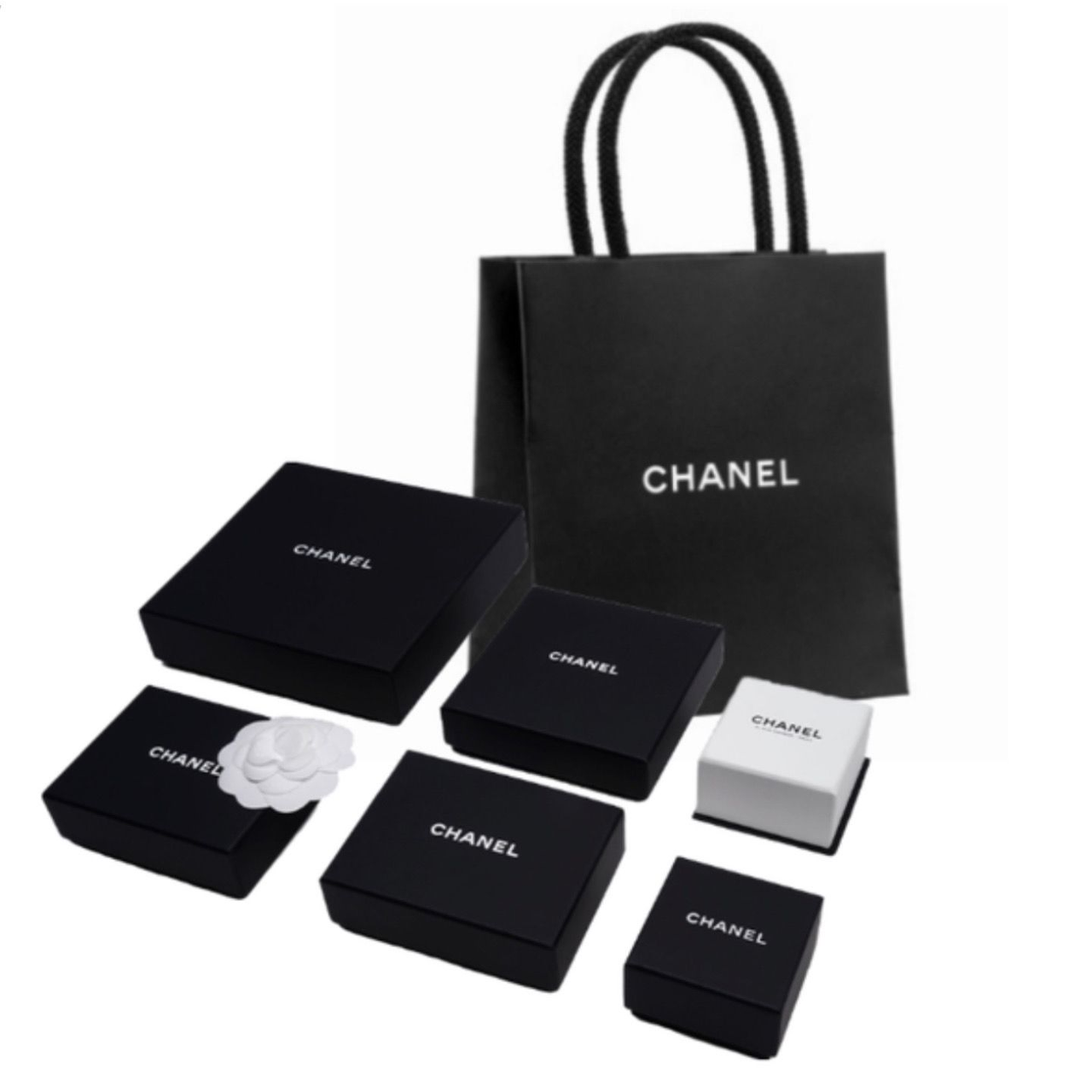 CHANEL 18kt White Gold CHANEL Ultra Ceramic Necklace