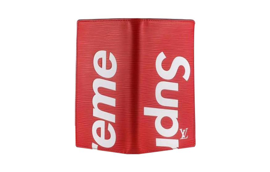 محفظة رجالية من جلد البقر من مجموعة Supreme Collaboration Zippy من LOUIS VUITTON باللون الأحمر