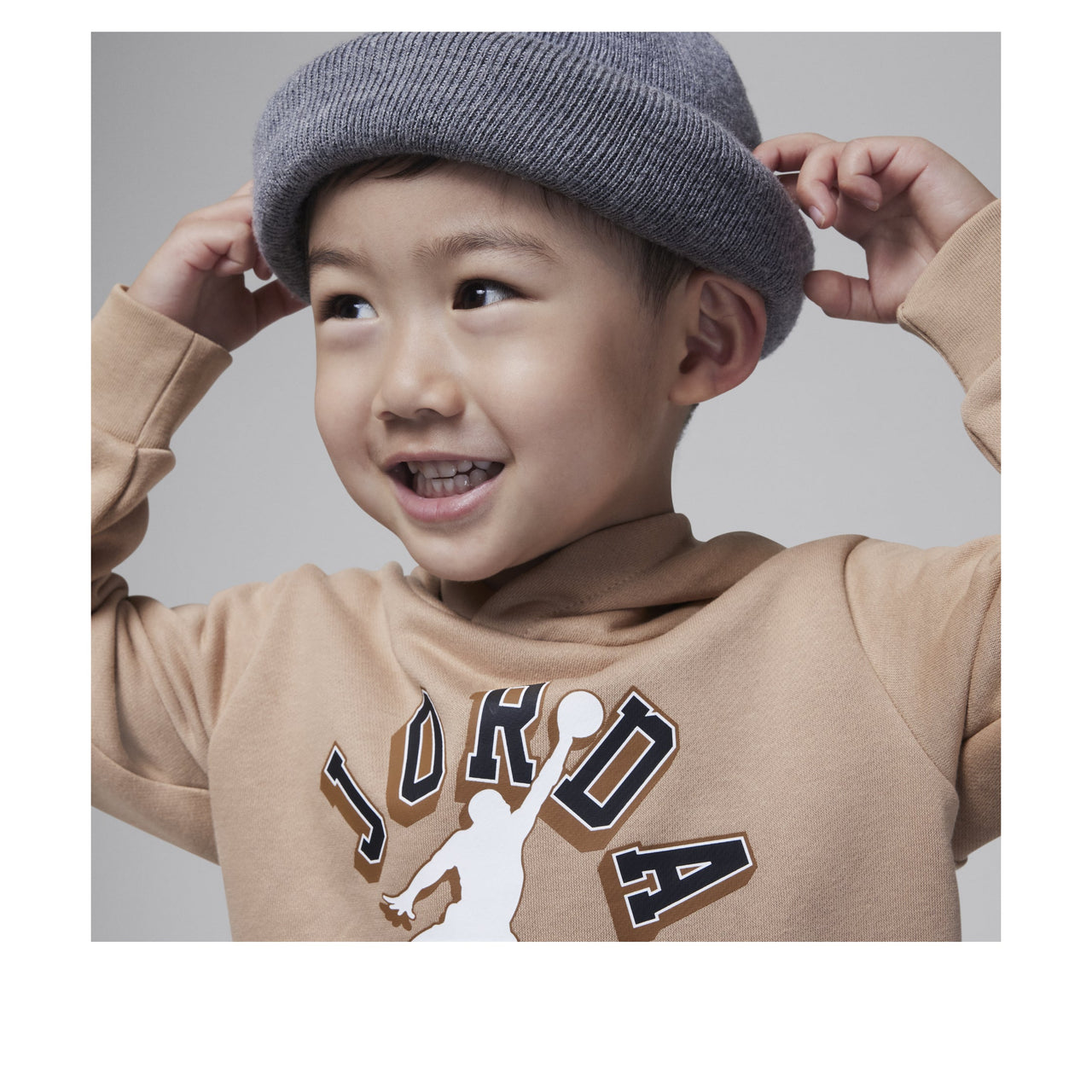 (TD) Air Jordan Varsity Logo Hoodie Pants Set 'Beige Black' FZ1780-200