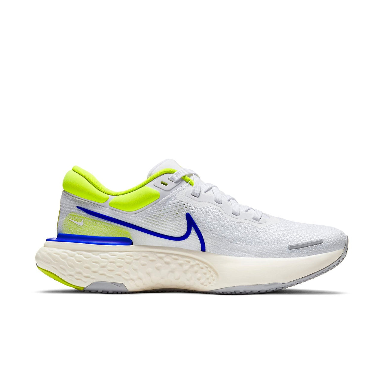 حذاء Nike ZoomX Invincible Run Flyknit باللون الأبيض والأزرق السماوي CT2228-101