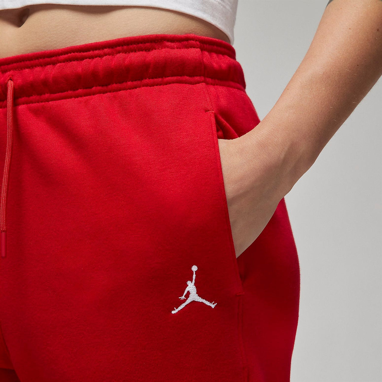 (WMNS) Air Jordan Brooklyn Sweatpants 'Red' FN4494-687