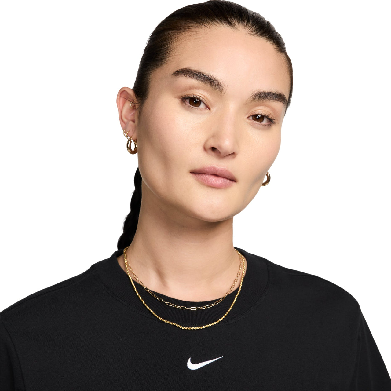 (WMNS) Nike Sportswear Small Swoosh T-shirt Asia Sizing 'Black' FD4150-010