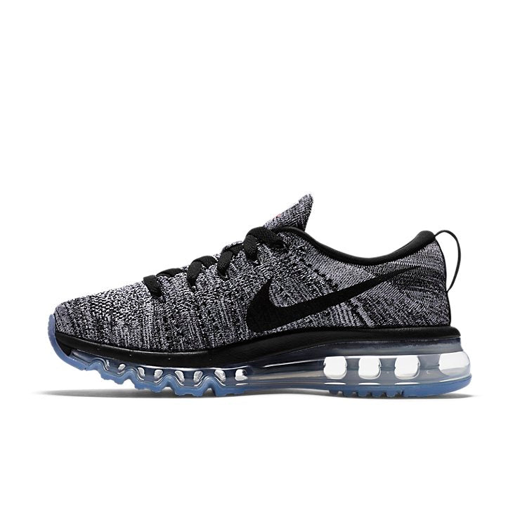 (WMNS) Nike Flyknit Max 'Oreo' 620659-105
