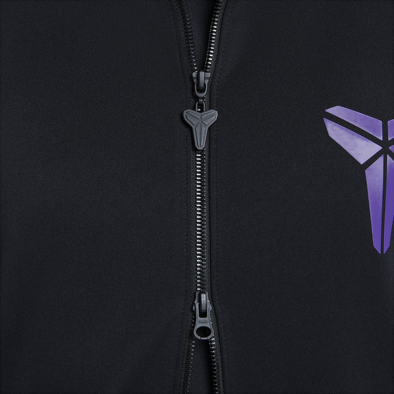Nike Dri-FIT Kobe Basketball Jacket Asia Sizing 'Black Purple' FZ0937-010