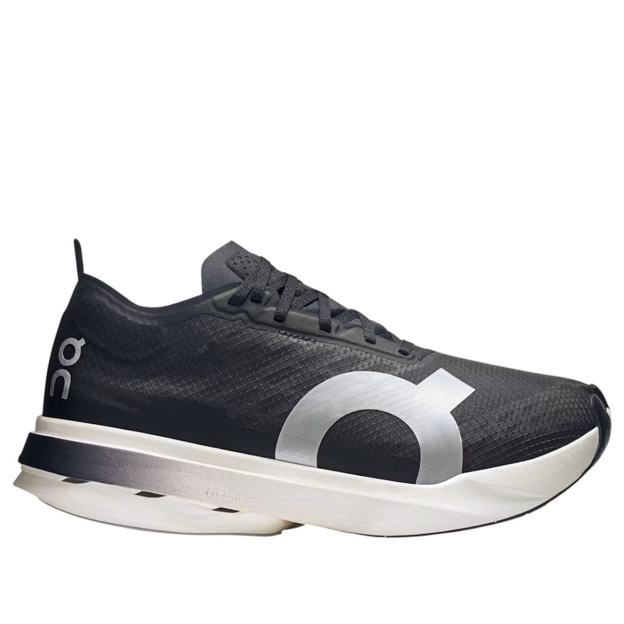 (WMNS) On Running Cloudboom Strike 'Black White' 3WE30470299