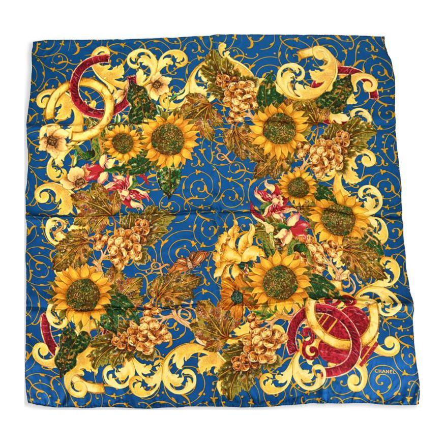 CHANEL 1990-2000s Sunflower Scarf