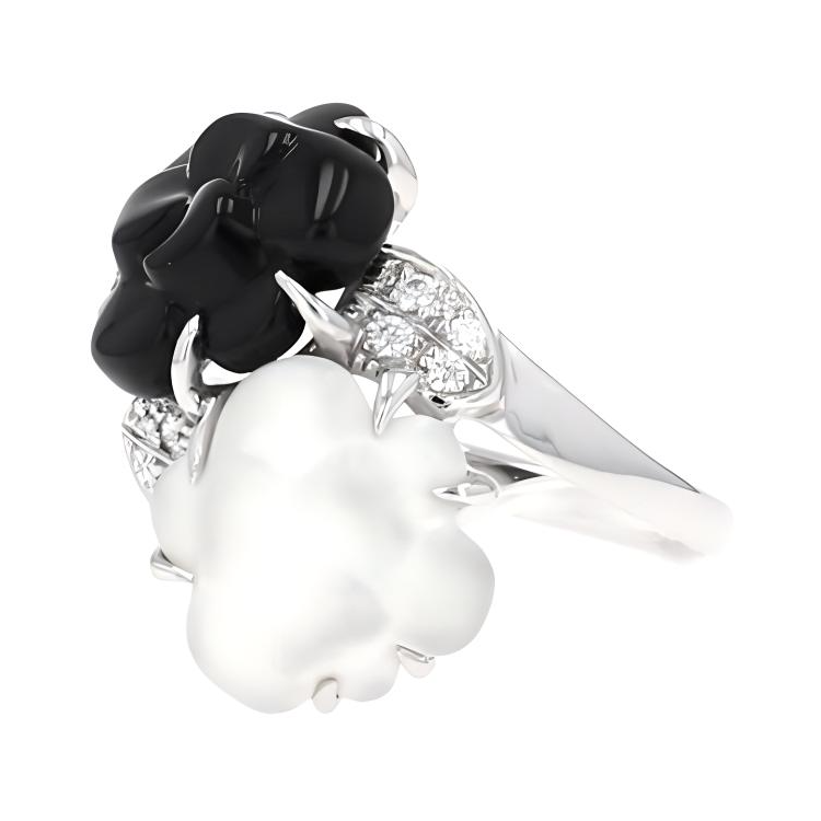 CHANEL 18K White Gold Rings Women's Silver