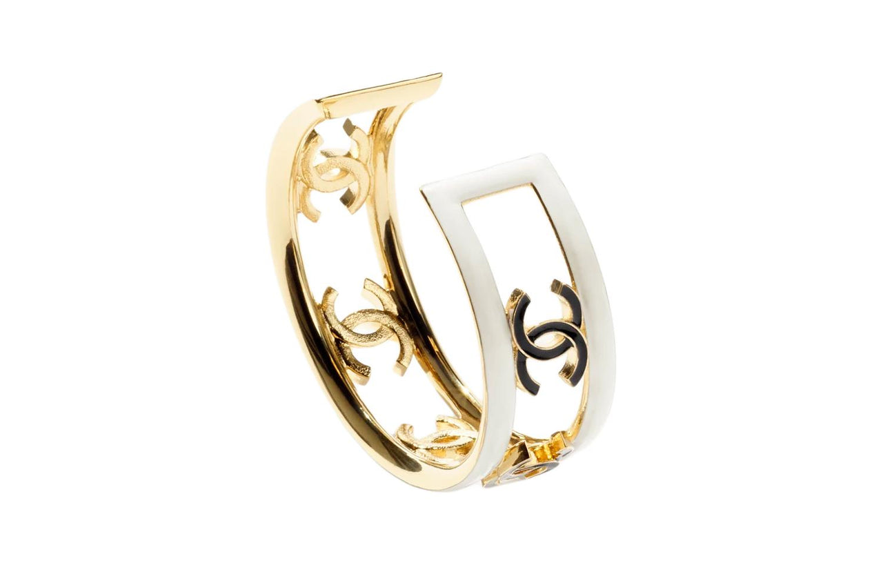 CHANEL - Bangles Women's Silver