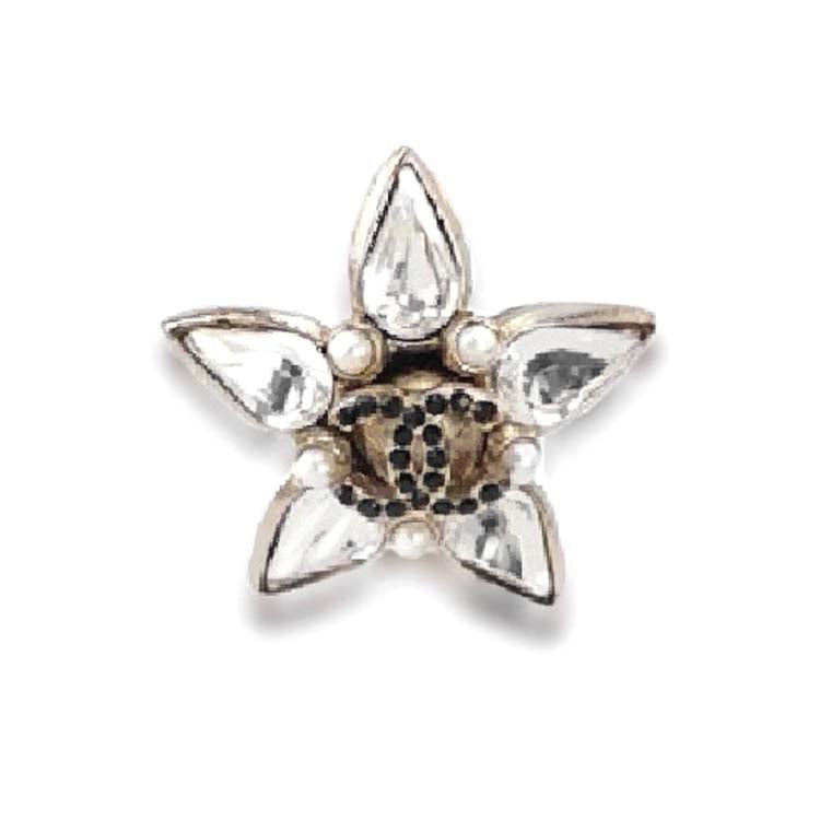 CHANEL - Stud Earrings Women's Light Gold