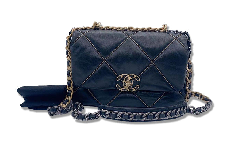 CHANEL 19Bag Sheepskin Mouth Cover Bag Crossbody Bag Small Size Women's Black