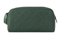 LOUIS VUITTON Dopp Kit