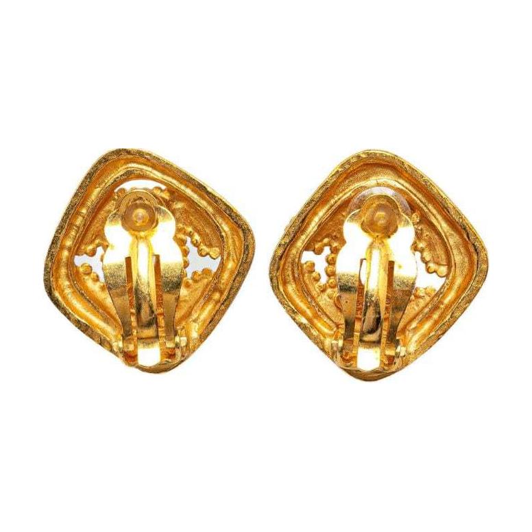 CHANEL 1996 Plated Cc Clip On Earrings Costume Earrings