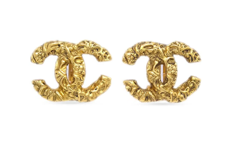 CHANEL 1993 Embossed Finish Cc Clip on Earrings
