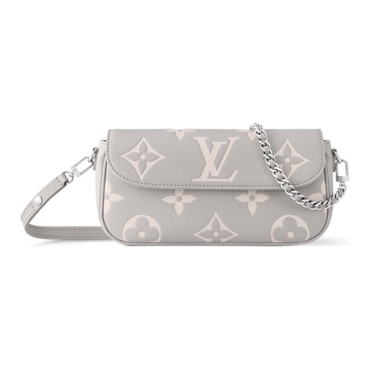 LOUIS VUITTON M83026 Wallet On Chain Ivy