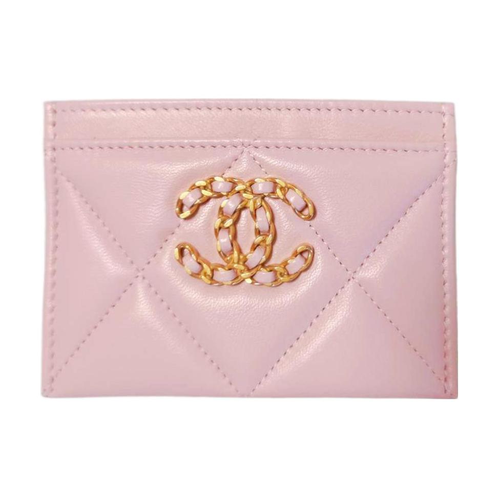 CHANEL 19Bag Lambskin Card Sleeve Card Holder Women's Cherry Blossom Pink