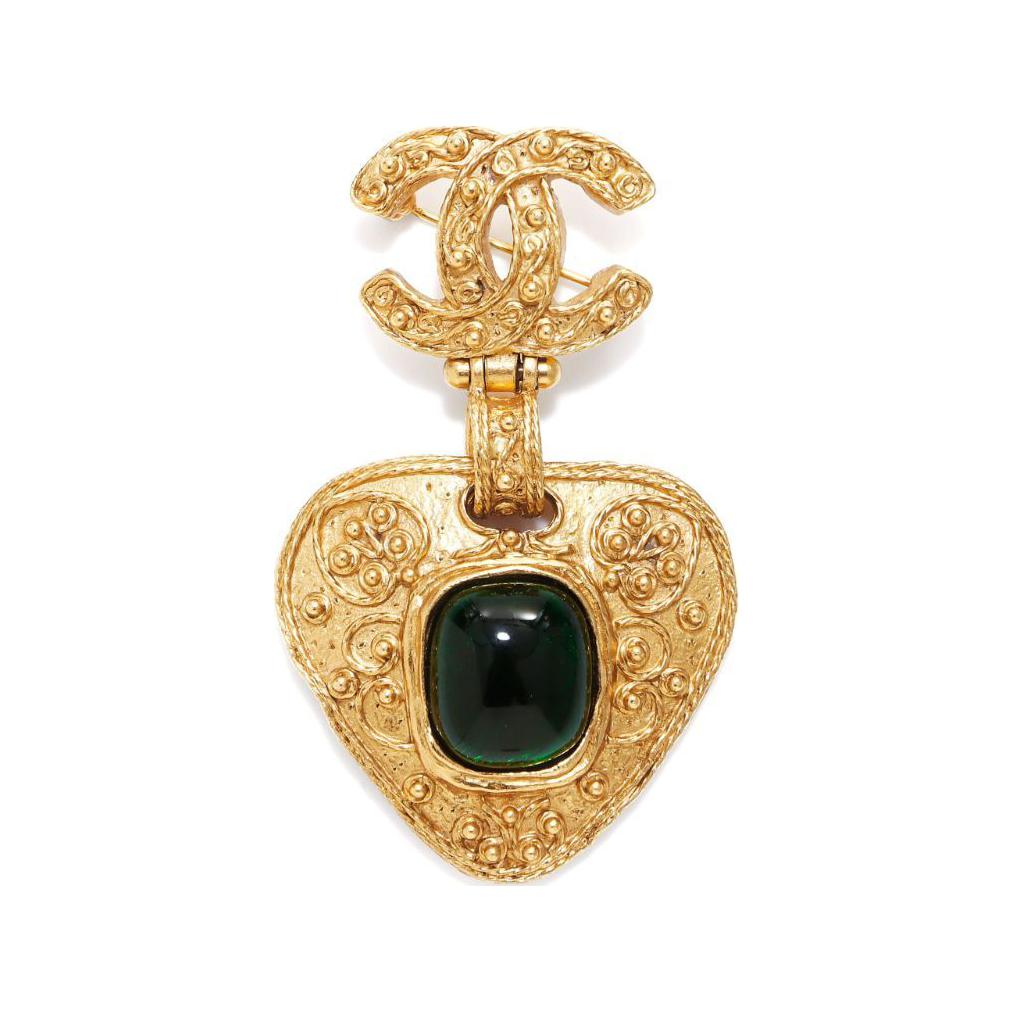 CHANEL 1994 Gripoix Gold plated Heart Brooch