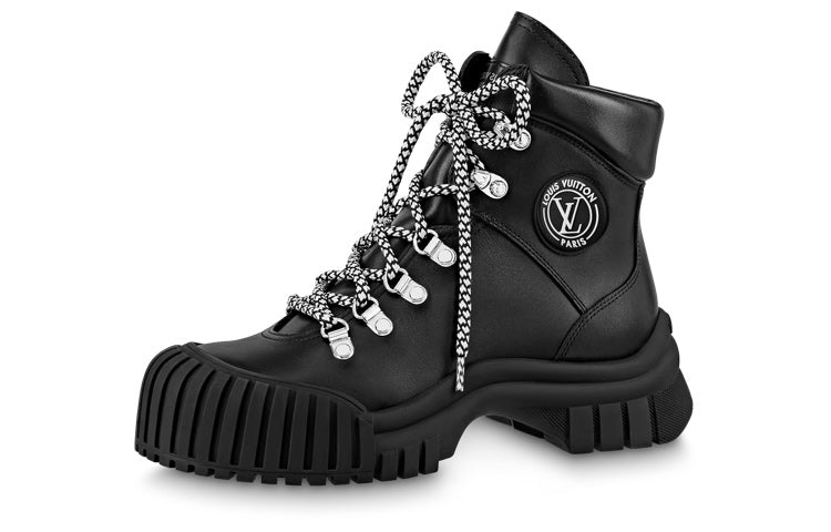حذاء بوت مسطح Lv Ruby Ranger من LOUIS VUITTON للنساء باللون الأسود
