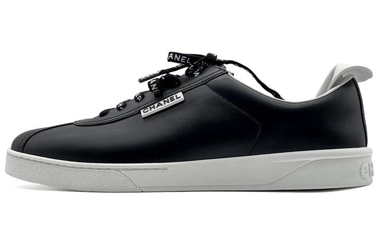 CHANEL Stylish Skateboarding Shoes Women's Black
