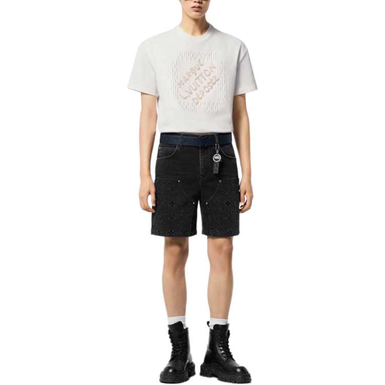 شورت جينز رجالي من LOUIS VUITTON خريف وشتاء 24 باللون الأسود