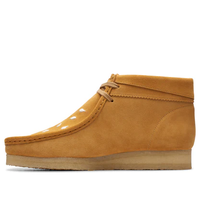 Clarks x Vandy The Pink Wallabee Boots 'Tan' 26175940