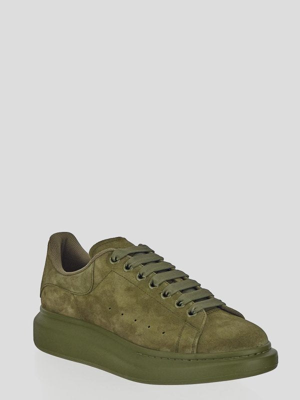Alexander McQueen Suede Oversized Sneaker in Green