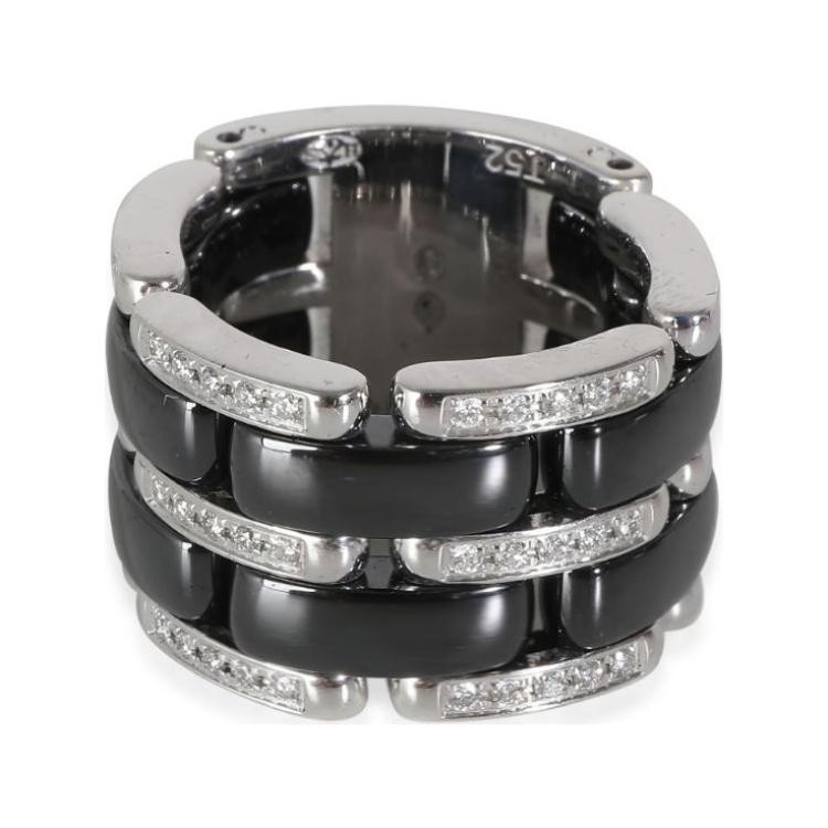 CHANEL 18kt White Gold Ultra Diamond Ring