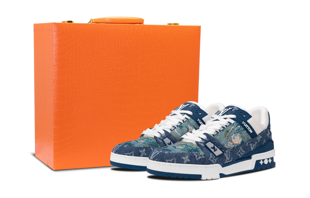 حذاء رياضي LOUIS VUITTON Trainer LV منخفض الرقبة للتزلج على الألواح للجنسين، أزرق داكن