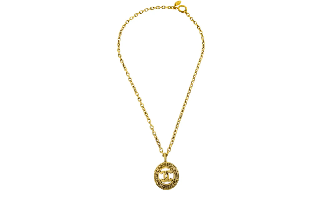 CHANEL 1980 1990s Medallion Pendant Necklace