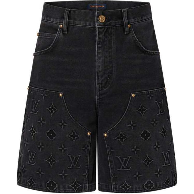 شورت جينز رجالي من LOUIS VUITTON خريف وشتاء 24 باللون الأسود