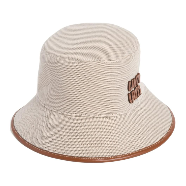 MIU MIU Logo-Patch Bucket Hat