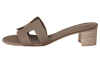 HERMES Oasis Odor Resistant Slide Slippers Women's Elephant Gray