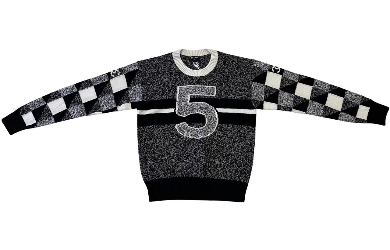 CHANEL 22 Fall And Winter Cashmere Sweater Women's Black White