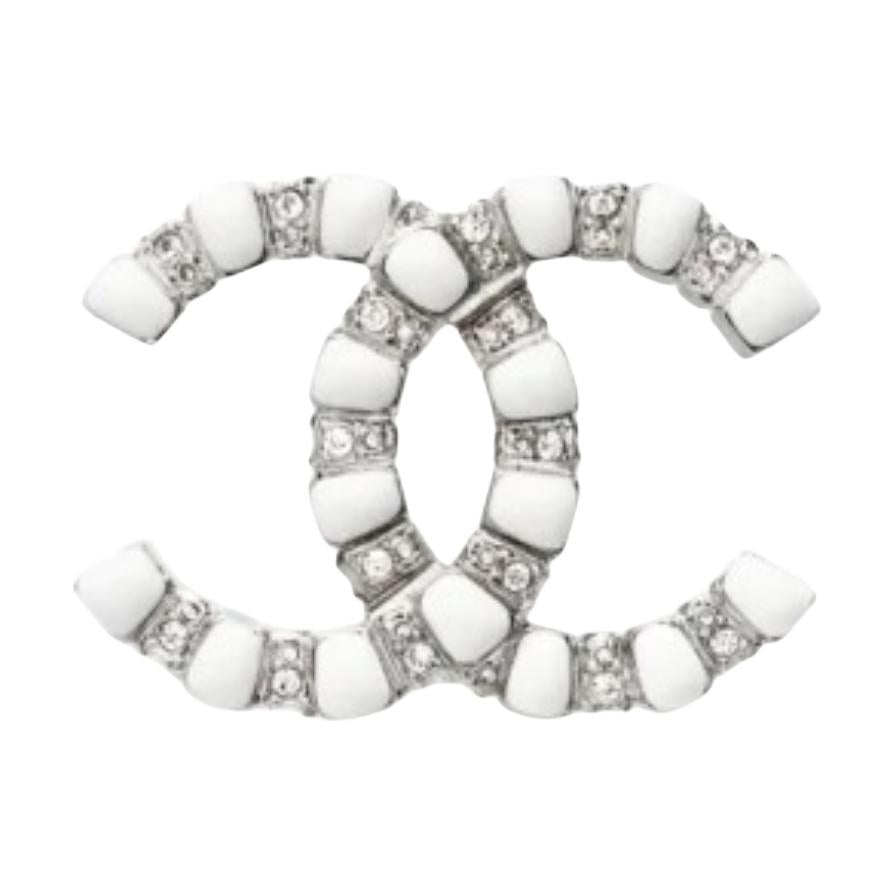 CHANEL - Brooches Unisex Silver/White