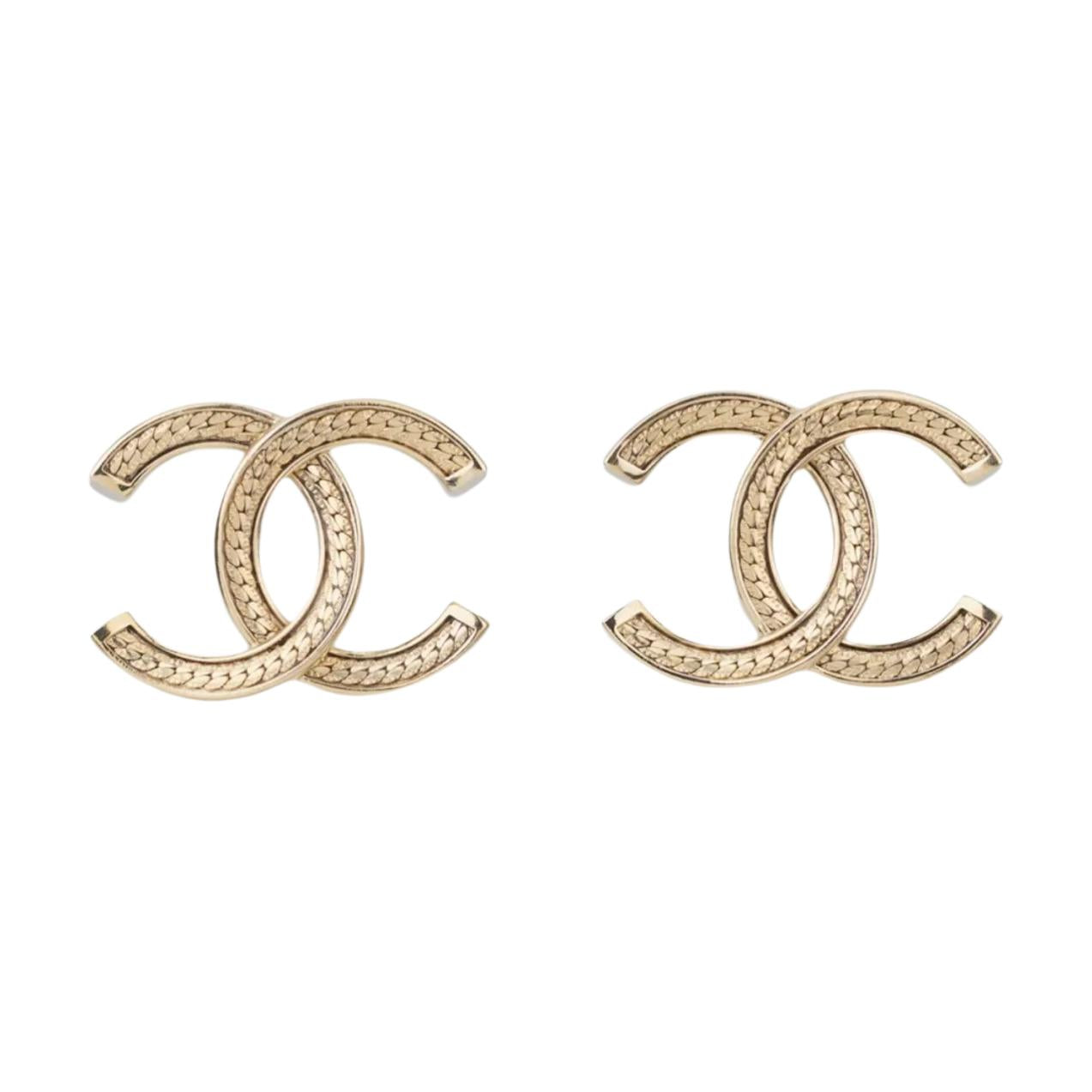 CHANEL - Stud Earrings Women's Gold