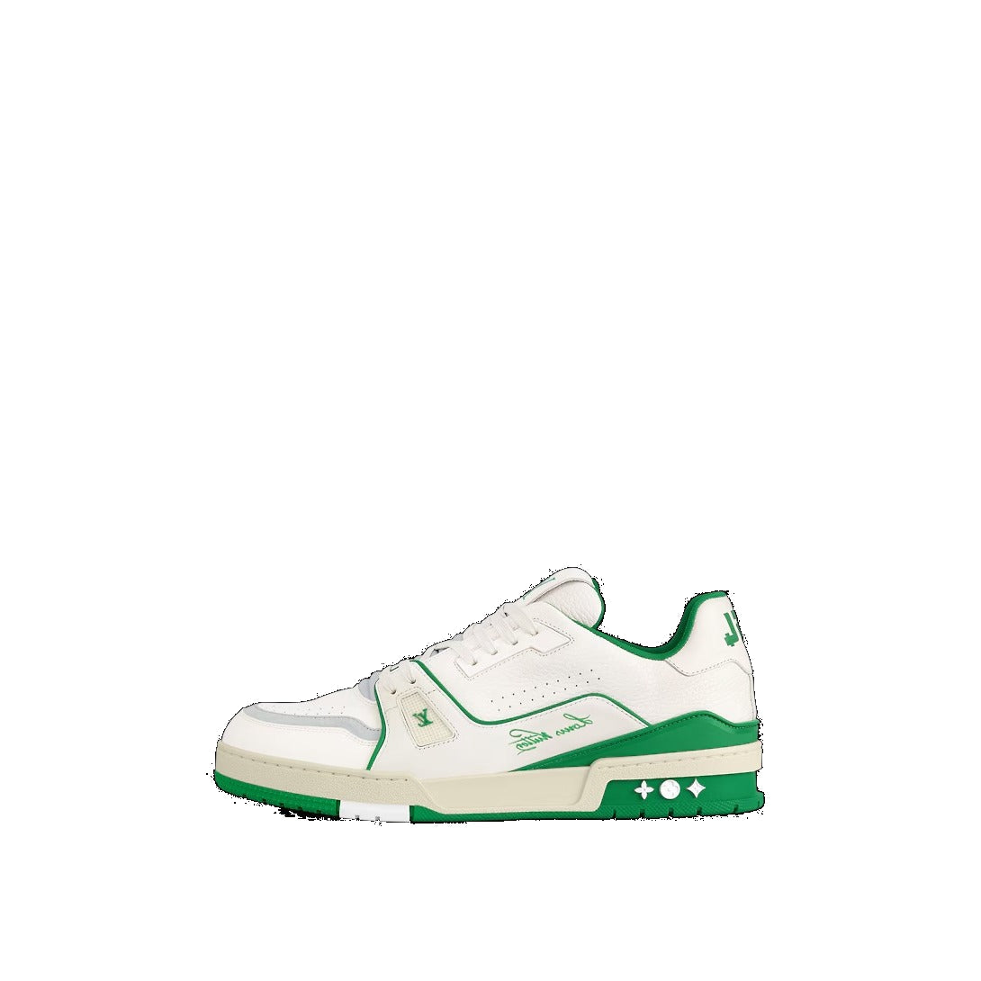 حذاء رياضي LOUIS VUITTON LV Trainer باللون الأبيض والأخضر 1ABFAU