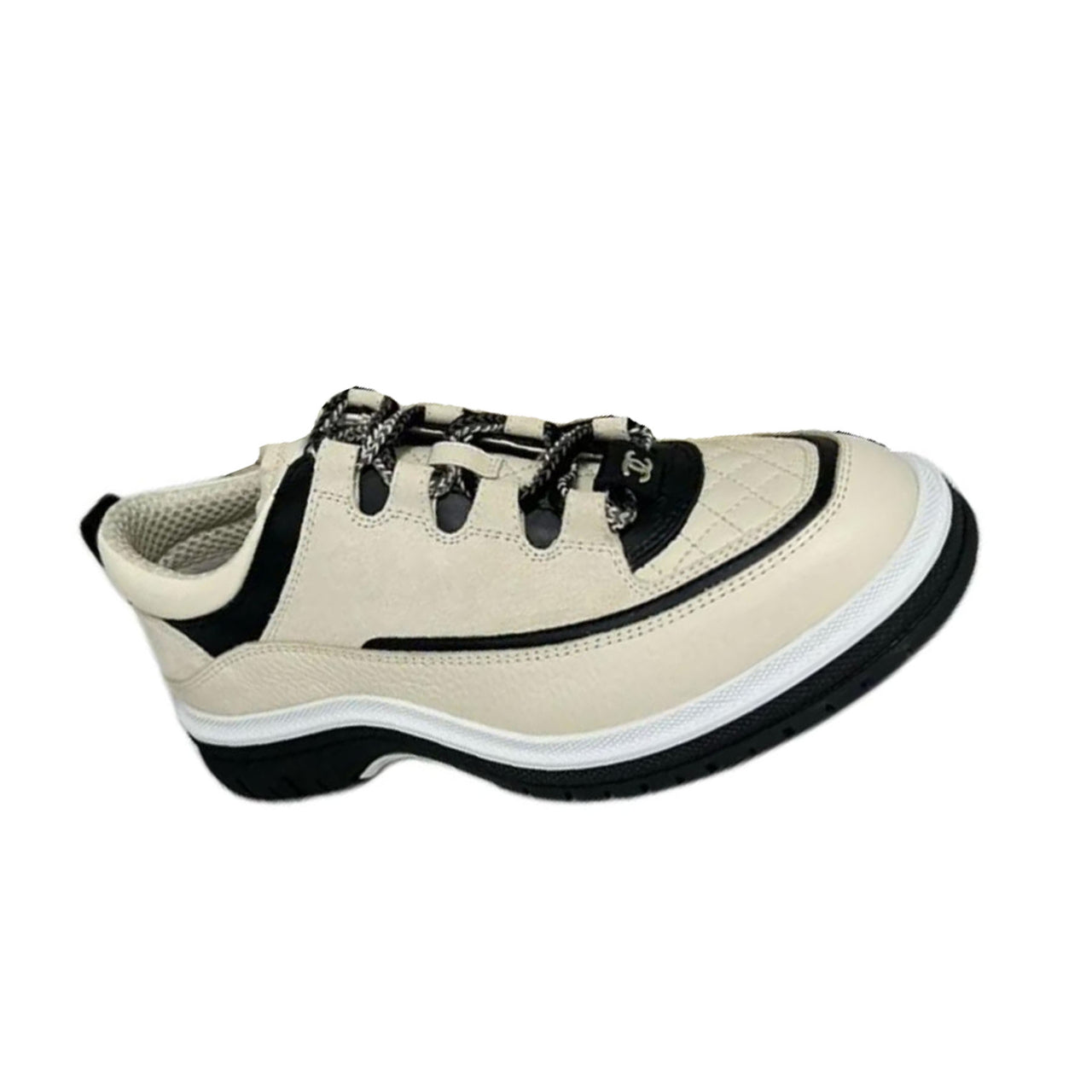 CHANEL Low-Top Casual Shoes Women's White