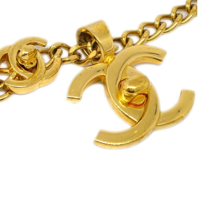 CHANEL 1997 Cc Turn lock Necklace