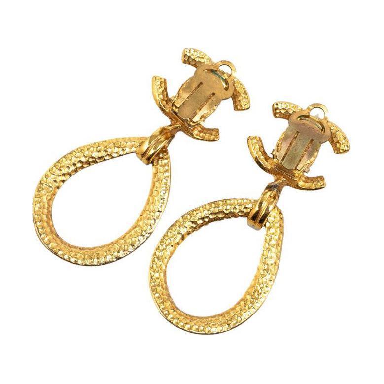CHANEL 1996 Cc Dangle Clip on Earrings